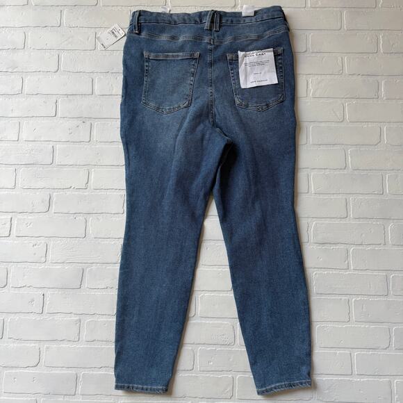 Good American NWT Skinny High Rise Stretch Light Wash Plus Size Jeans sz 18 - Picture 2 of 8